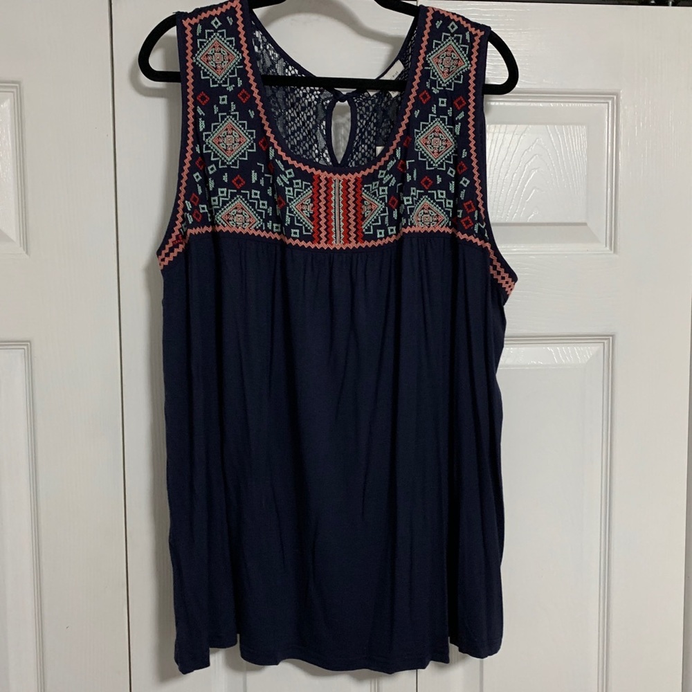 Women’s plus size tank top
